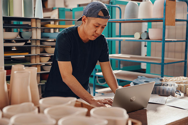 HP EliteBook 400 Series G11