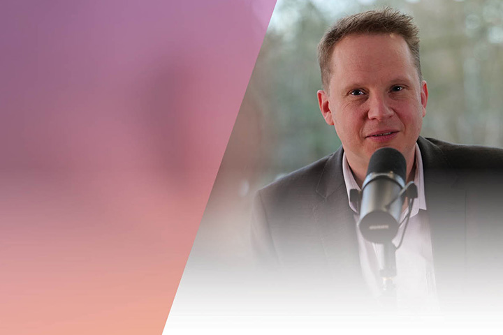 Podcast banner: Iain Heard