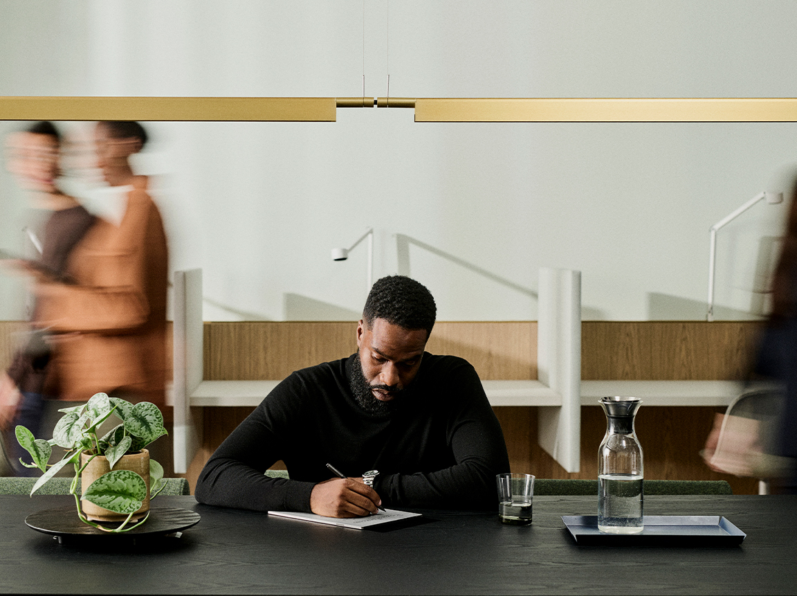 remarkable pen tablet mann arbeiten schreiben