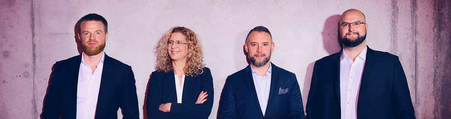 Refernez reuschlaw Header