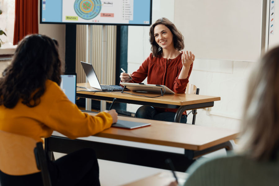 1_Teacher_Wacom_web (002).jpg