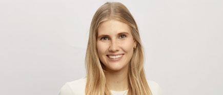 Anna Schuster