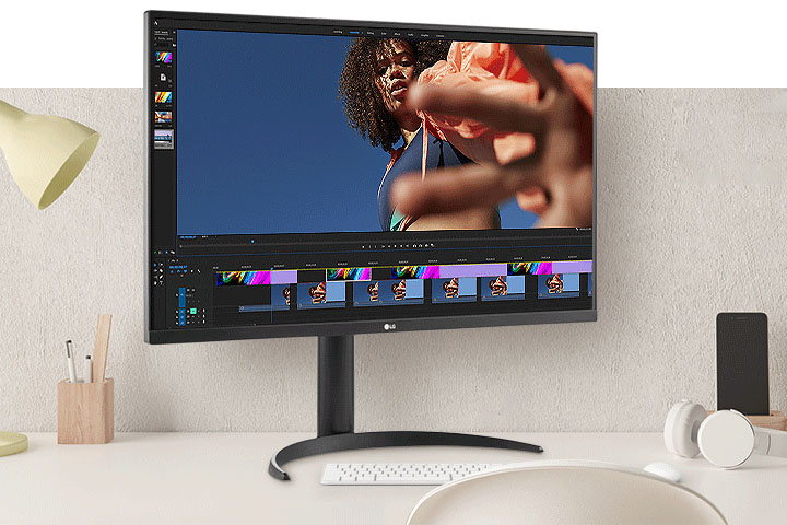 LG UHD monitor