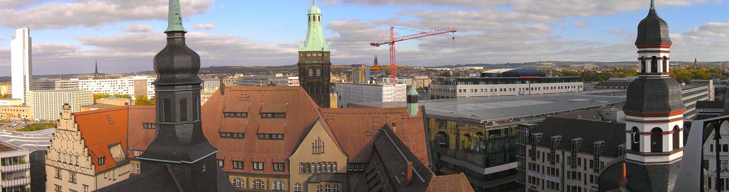 Mehrere Gebäude der Stadt Chemnitz.