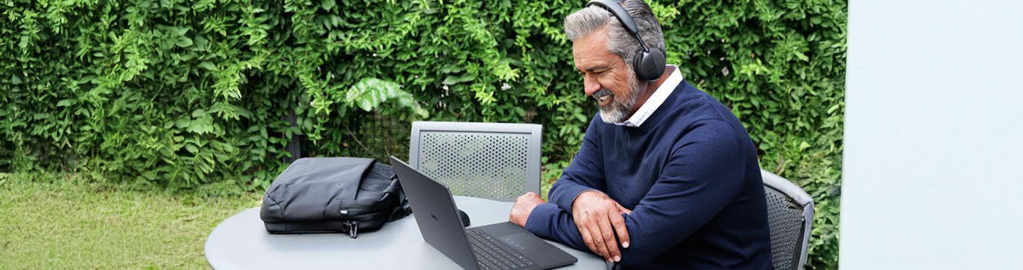 Men outdoor Mainbanner