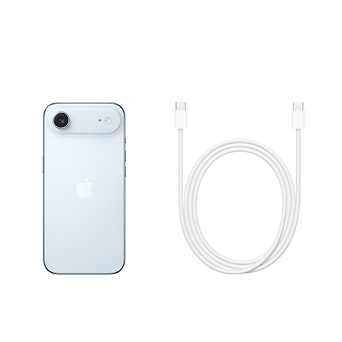 iPhone i kabel do ładowania.