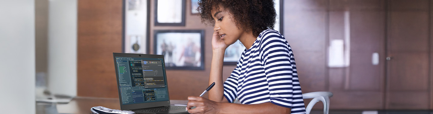 Woman Homeoffice Mainbanner