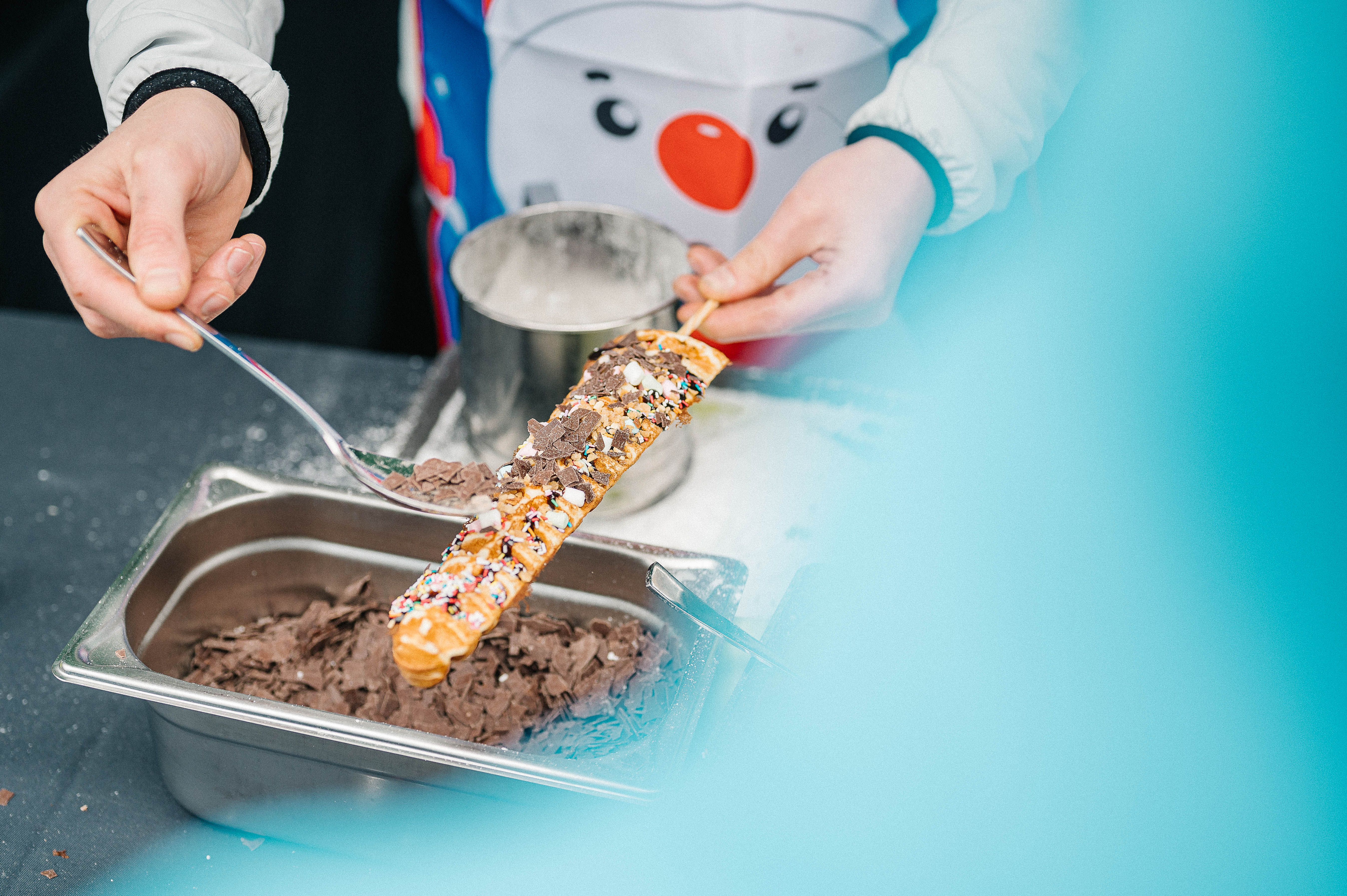 Essen auf dem Weihnachtsmarkt