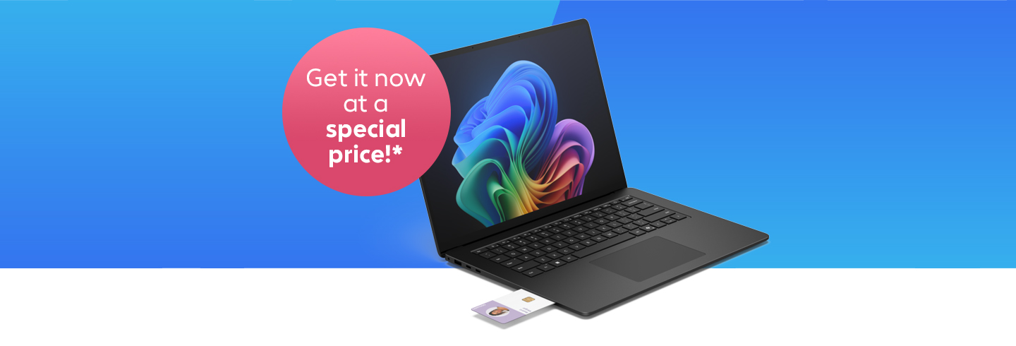 Surface Laptop 7 with SC reader