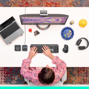 Monitor, laptop, mysz, klawiatura