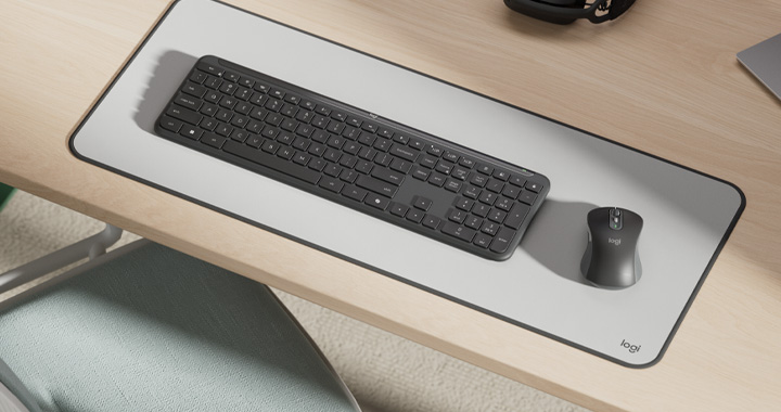 Logitech Signature Slim Solar+ K980