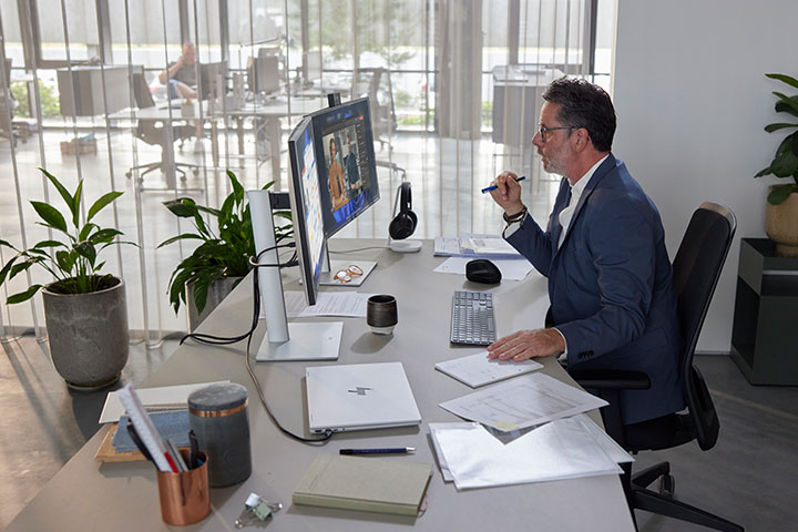 HP EliteBook 1000 series G11