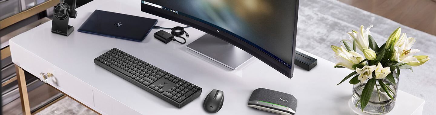 HP products on the desk